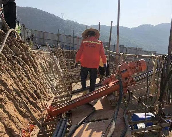 錨噴支護(hù)設(shè)備