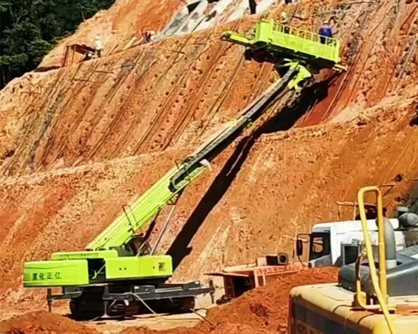 錨噴支護(hù)設(shè)備