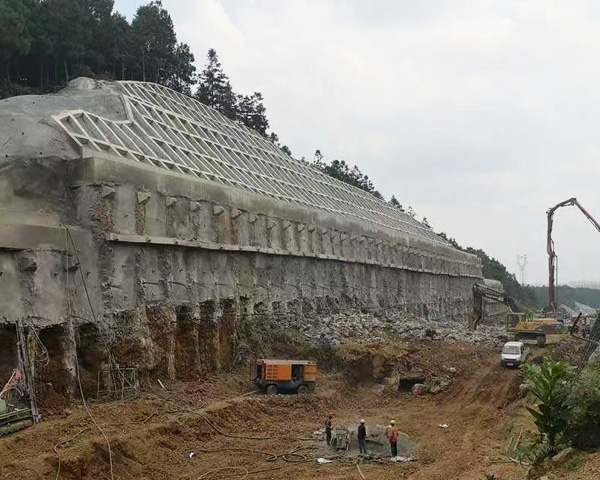 錨噴支護(hù)設(shè)備